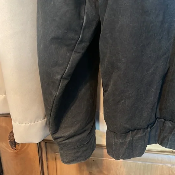 Mens Genuine Leather (Shell) Leather Jacket.EUC.